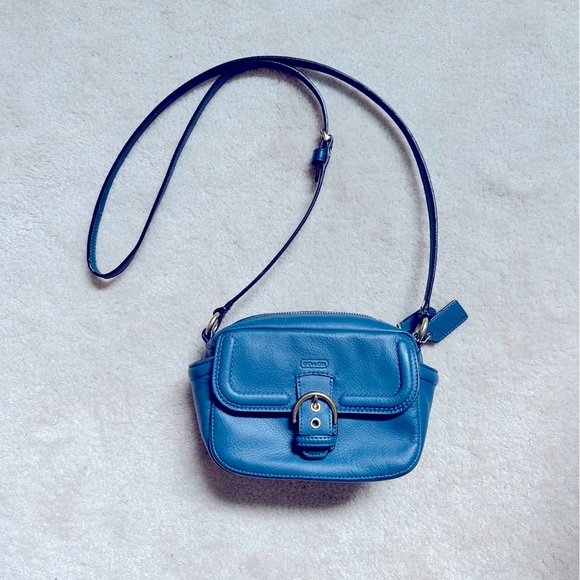 Coach Handbags - Authentic Vintage Coach Leather Blue Crossbody